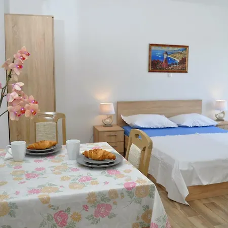 Apartment Ljubica Ljuban Makarska Exterior foto