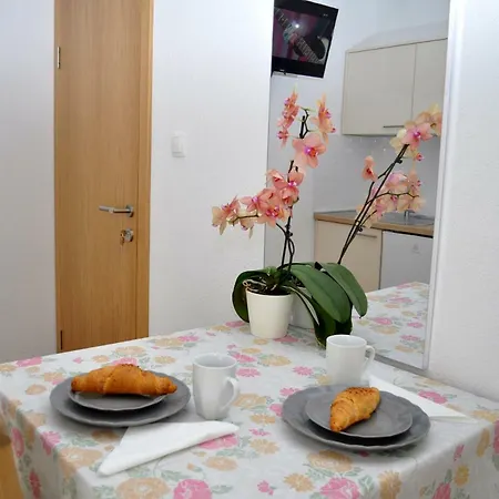 Apartment Ljubica Ljuban Makarska Exterior foto