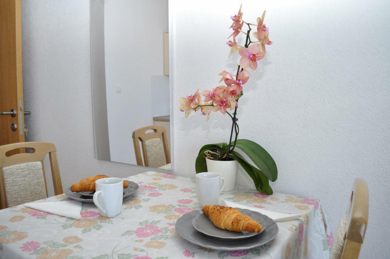 Ljubica Ljuban * Makarska